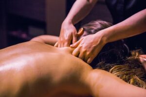Les zones érogènes en massage érotique